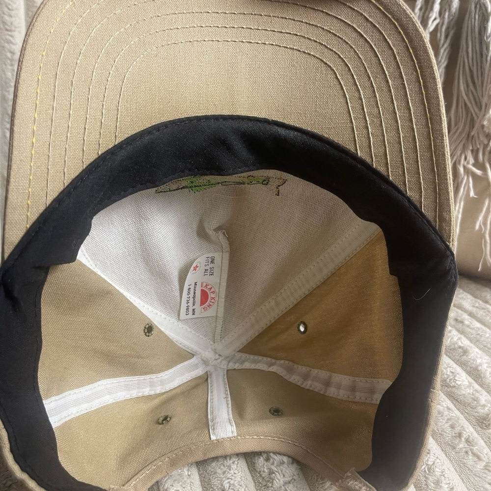 Vintage Walleye Fishing Hat Khaki Embroidered Fish Cap - Picture 6 of 7